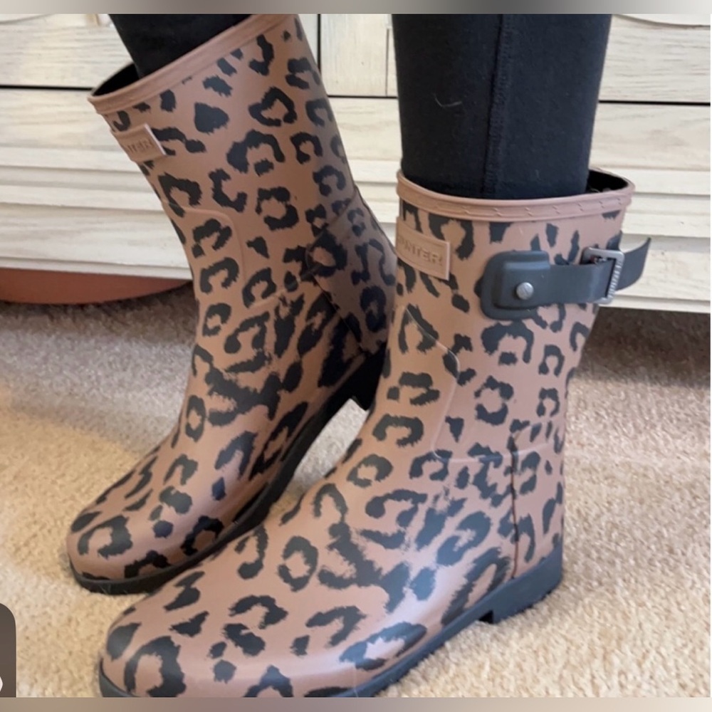 Hunter Boots, Short Cheetah - Picture 5 of 5
